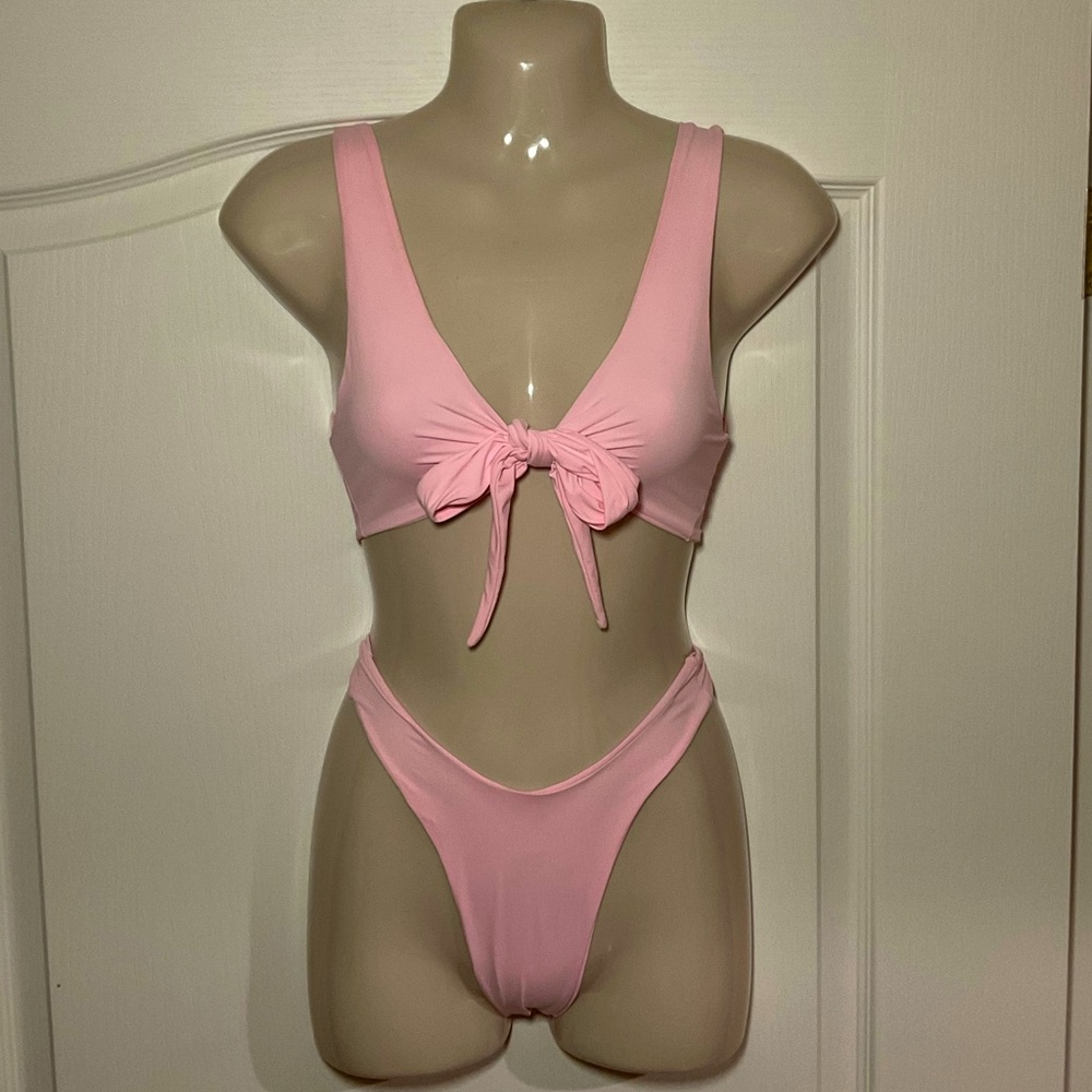 437 Kenzie top and bottoms